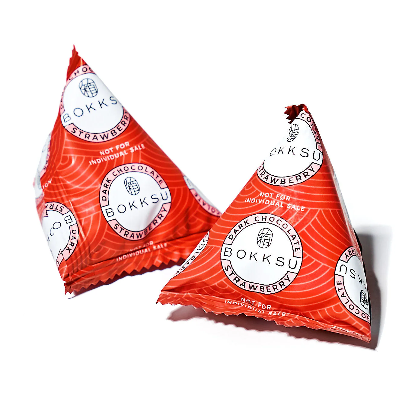 Bokksu Dark Chocolate Strawberry 6-Piece Box - Image 2