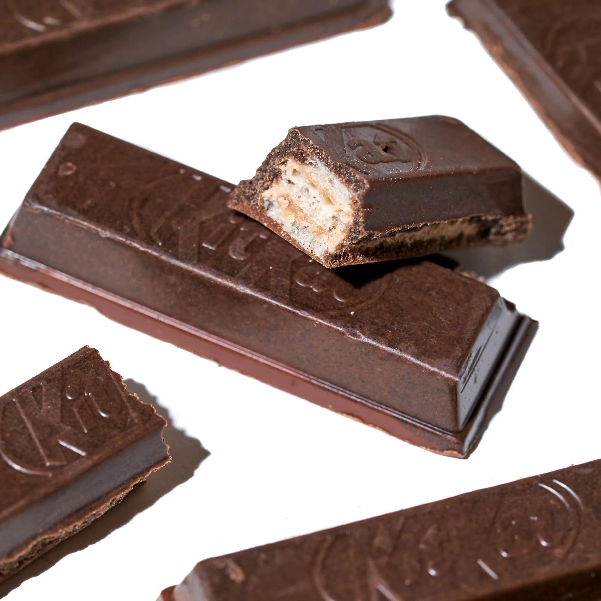 Japanese Kit Kat: Dark Chocolate - Image 4